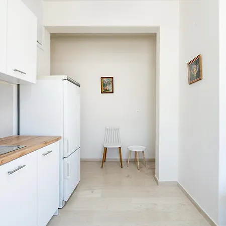 Aloe Apartment